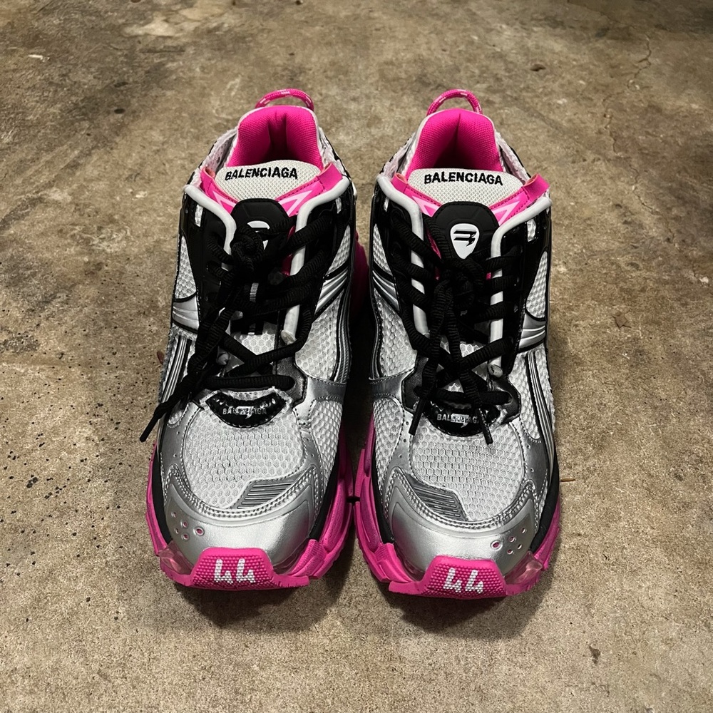 balenciaga runners